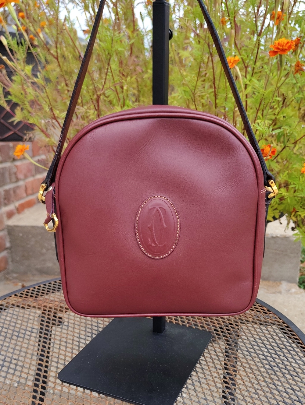 Vintage Cartier Must de Cartier Leather Domed Crossbody Bag Bordeaux Classic 80s